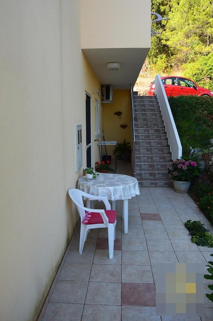 Studio Apartment In Preko With Sea View, Terrace, Air Conditioning, Wi-Fi Zewnętrze zdjęcie